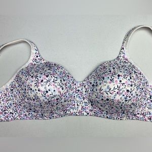 to Voglio WHT FLORAL Lightly Lined Underwire, 46C  *P1001